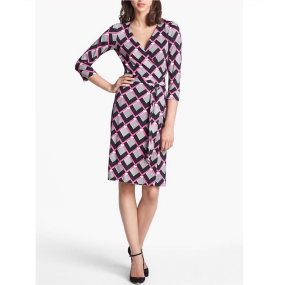 Diane Von Furstenberg New Julian Two Wrap Dress in Square Tips Pink